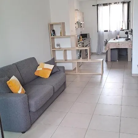 Studio 35 M ,Proche De La Plage Et Centre Ville Nice